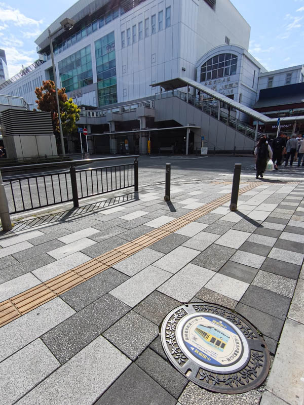 Odawara City Tram manhole